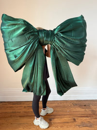 Giant Bow